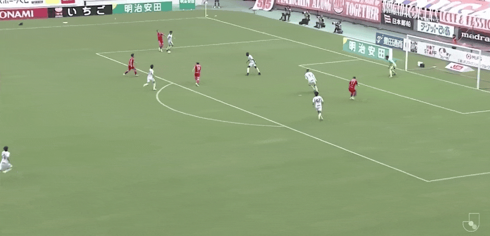 ⚽日职联半场：原辉绮中门框，名古屋鲸鱼暂0-0新潟天鹅