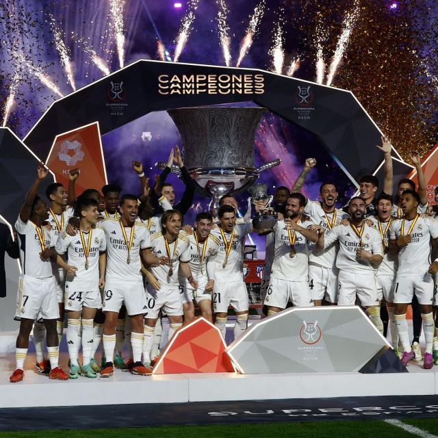 九游体育-【复盘】冠军轻松到手！皇马大胜要谢巴萨战术“配合”